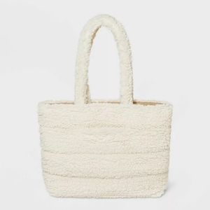 Carryall Tote Handbag - Universal Thread™
